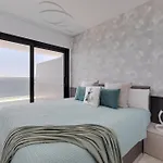 Sunset Cliffs Mediterranean Style Apartament Benidorm